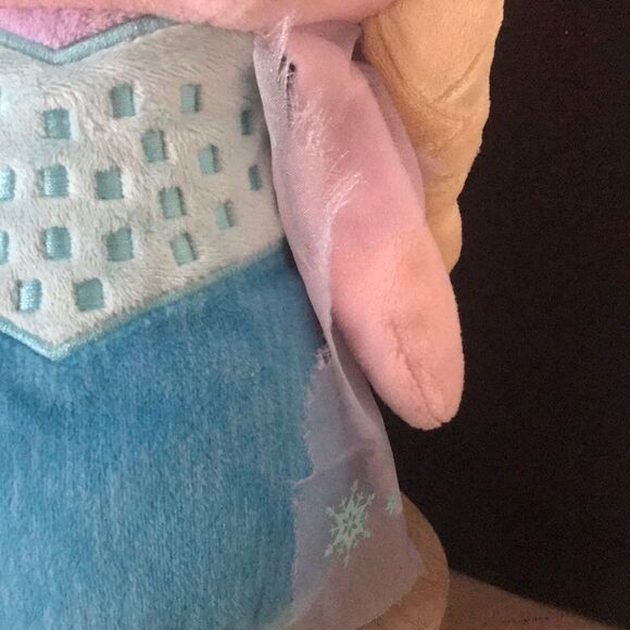 Elsa Itty Bittys - Hallmark - Picture 2 of 8